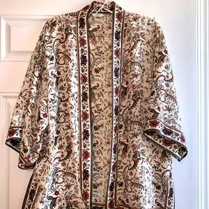 Max Studio short sleeve Kimono.